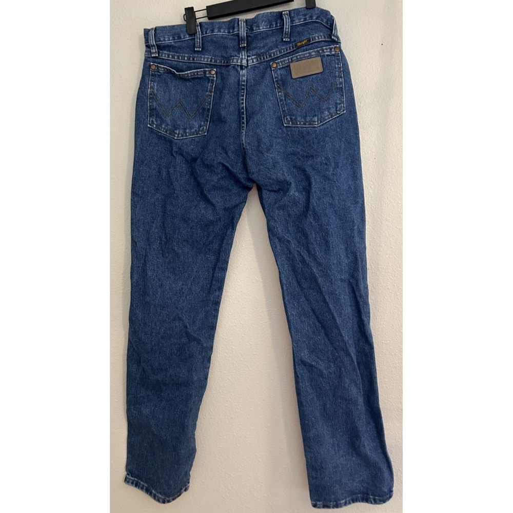 Men's Wrangler Jeans pants Size 34x32 Blue Denim Western Workwear Country - Picture 3 of 7